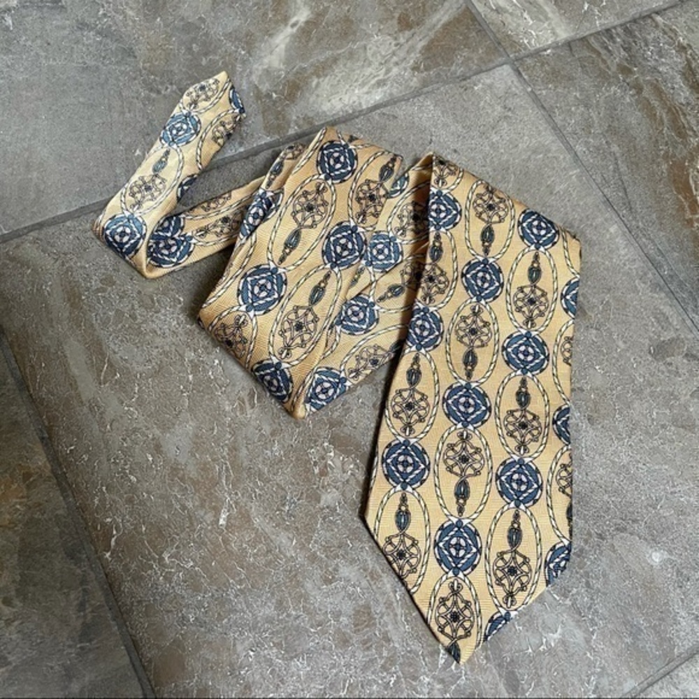 NEW Givenchy Gold Yellow Medallion Print Silk Tie